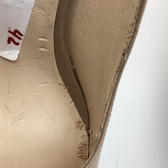 1786. Nine West Taupe Platform Pump EUC Size 8.5 - Picture 6 of 13